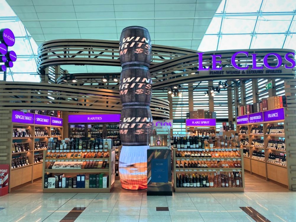 T3 Concourse B Atrium